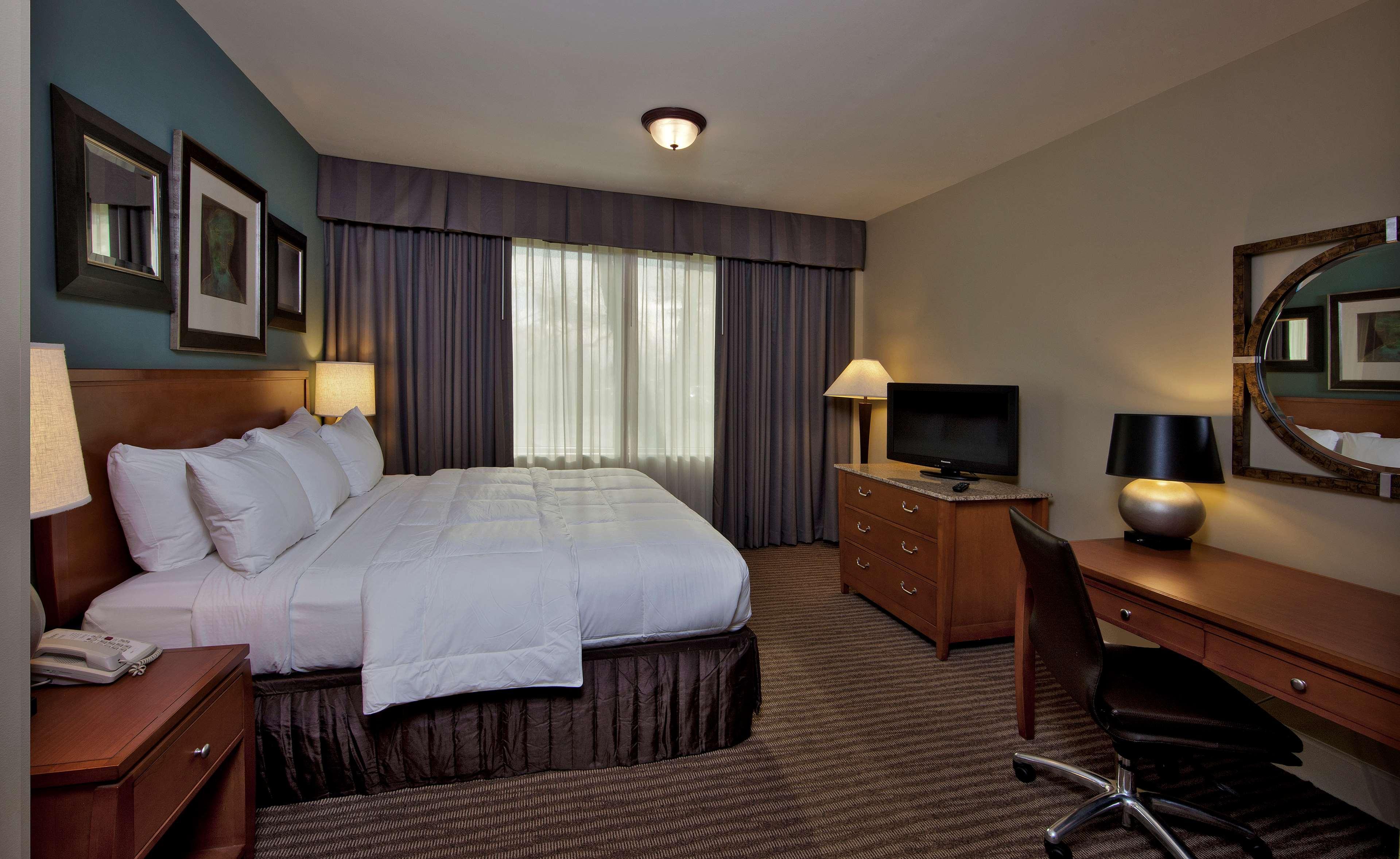 Hotel The Hotel, A Ramada By Wyndham
