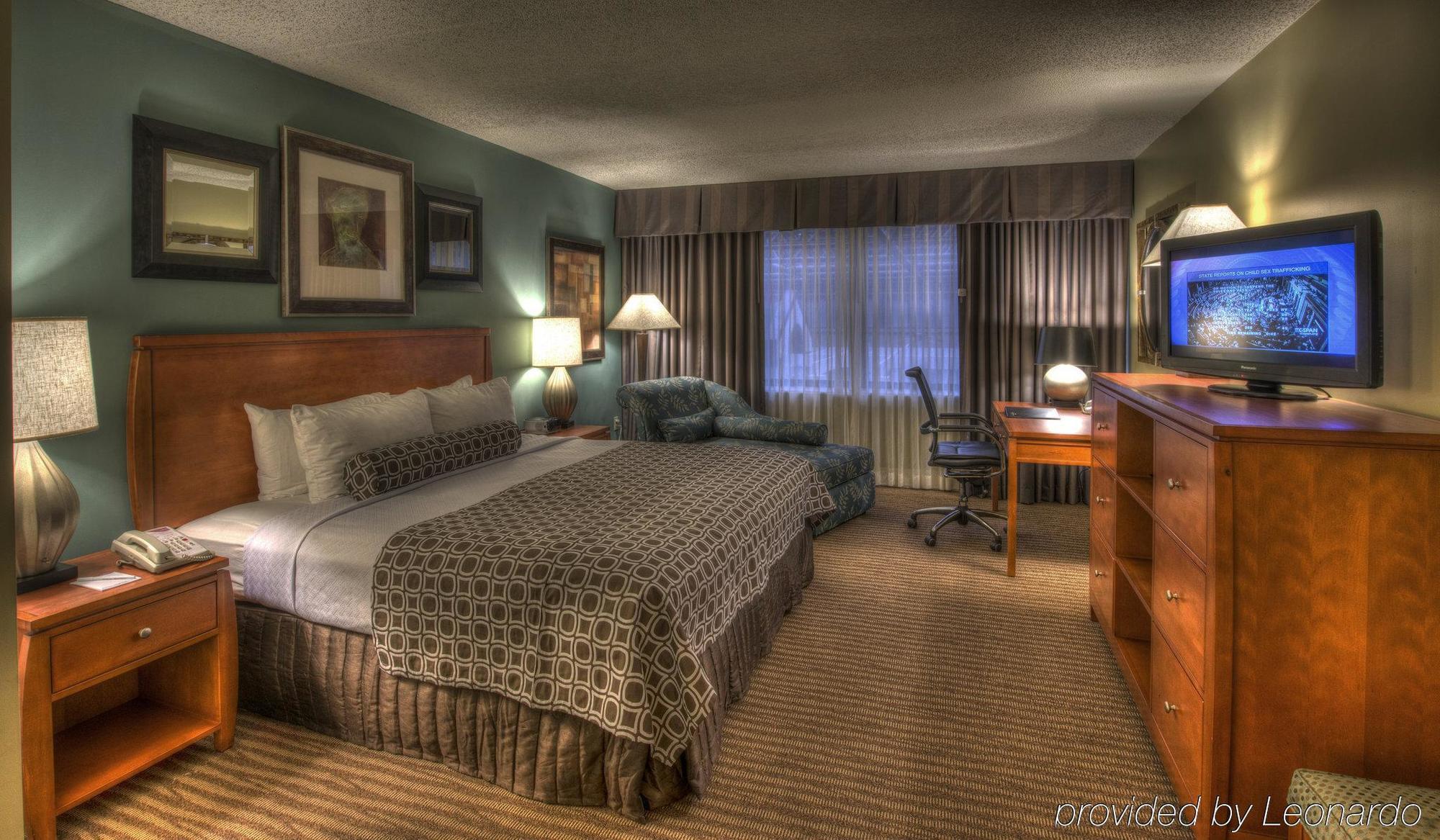 The Hotel, A Ramada By Wyndham 3* Rockville